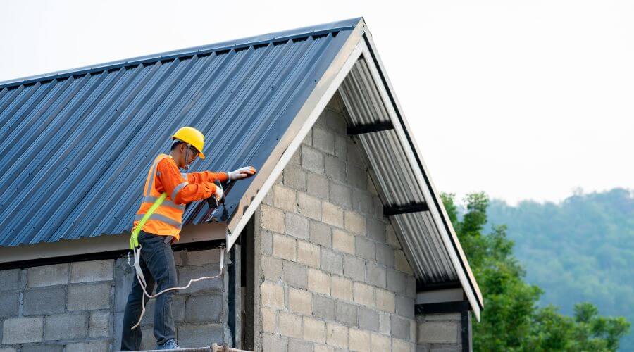 Expert Emergency Roof Repairs services in Greenbrier, TN